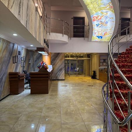 Dimet Park Hotel Van Bagian luar foto