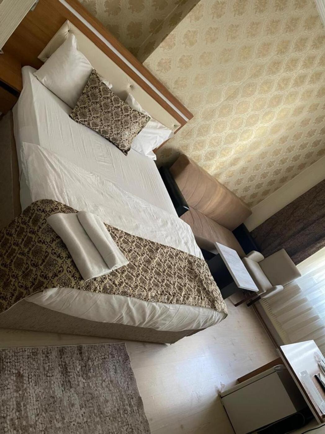 Dimet Park Hotel Van Bagian luar foto