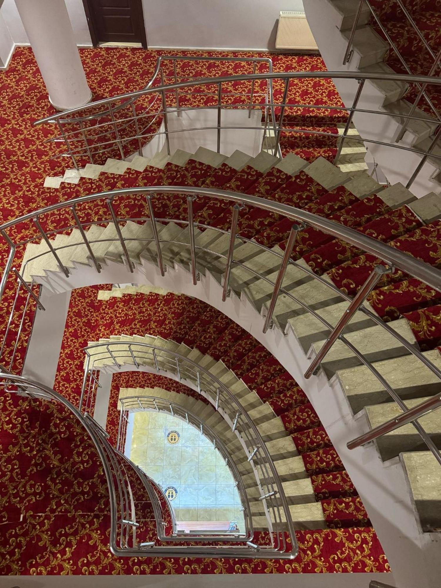 Dimet Park Hotel Van Bagian luar foto